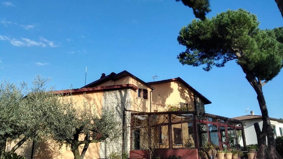B&B Villa Acero Марина-ди-Каррара Экстерьер фото